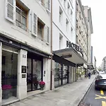 Rousseau 3*