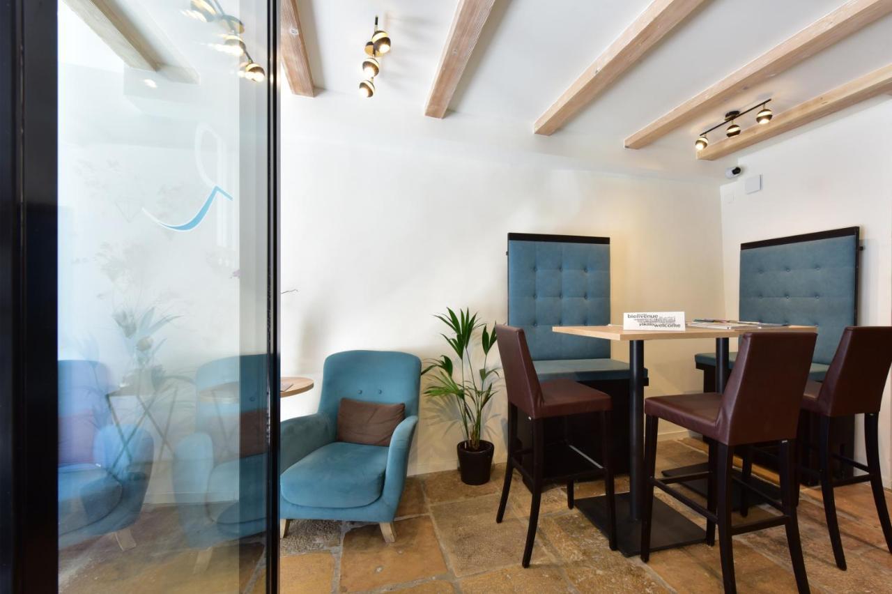 Hotel Rousseau